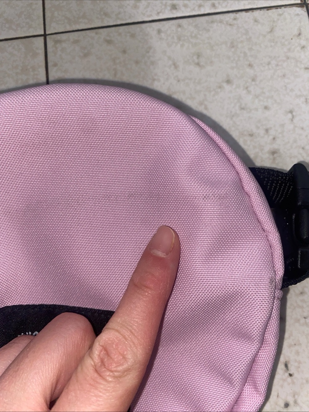 NWT Eastpak x Simpsons pink donut crossbody - Picture 5 of 8